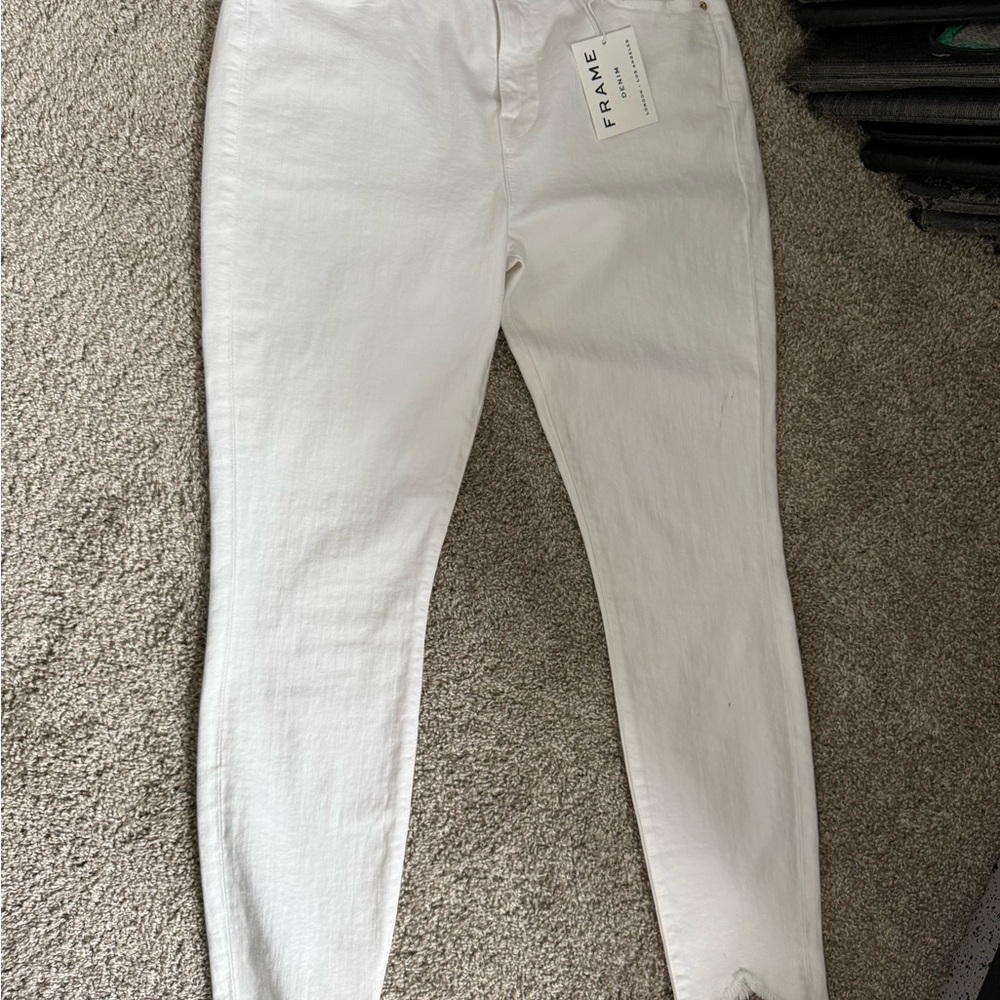 Frame Denim Women’s Skinny Jeans in White